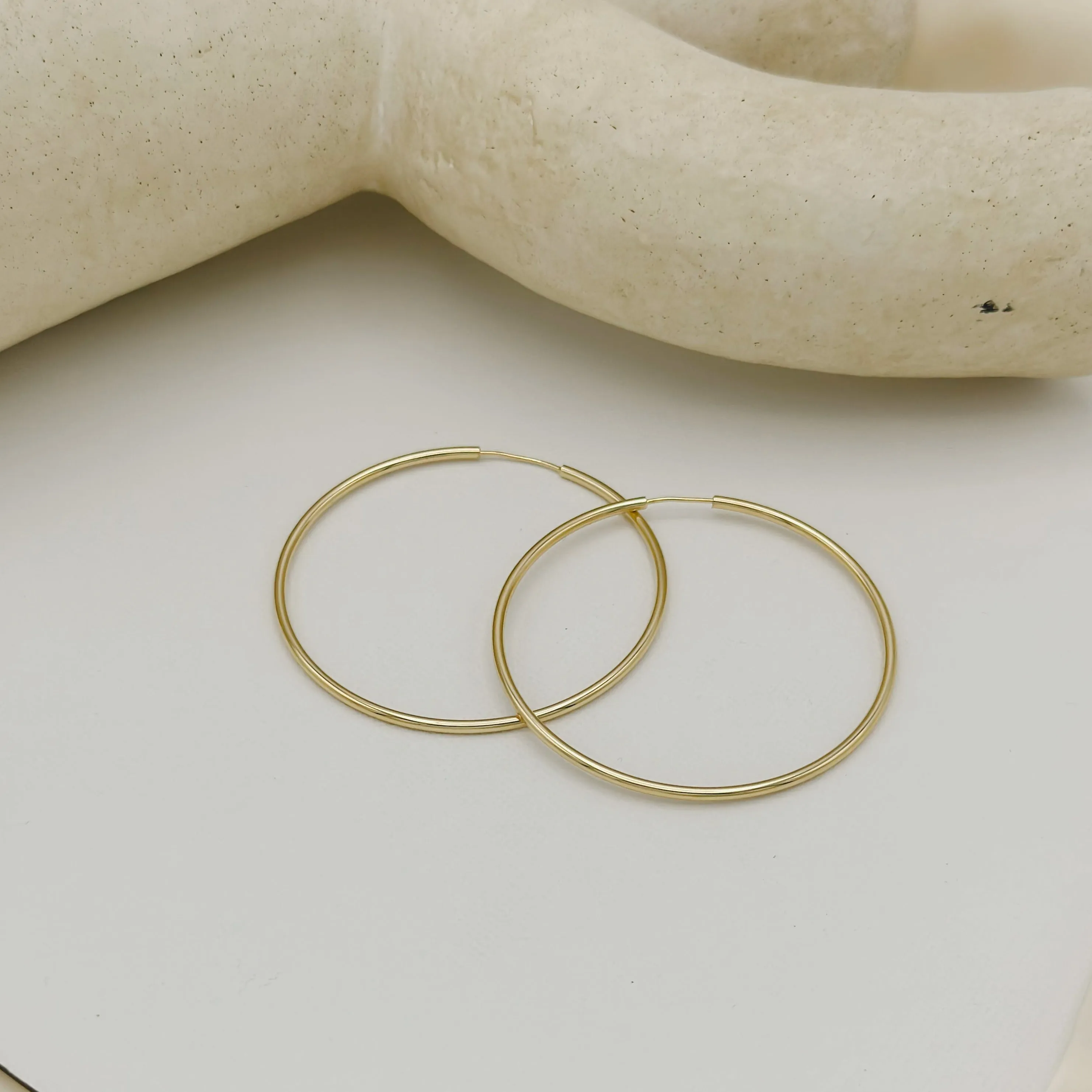 Ansli Large Seamless Hoop Earrings | Large