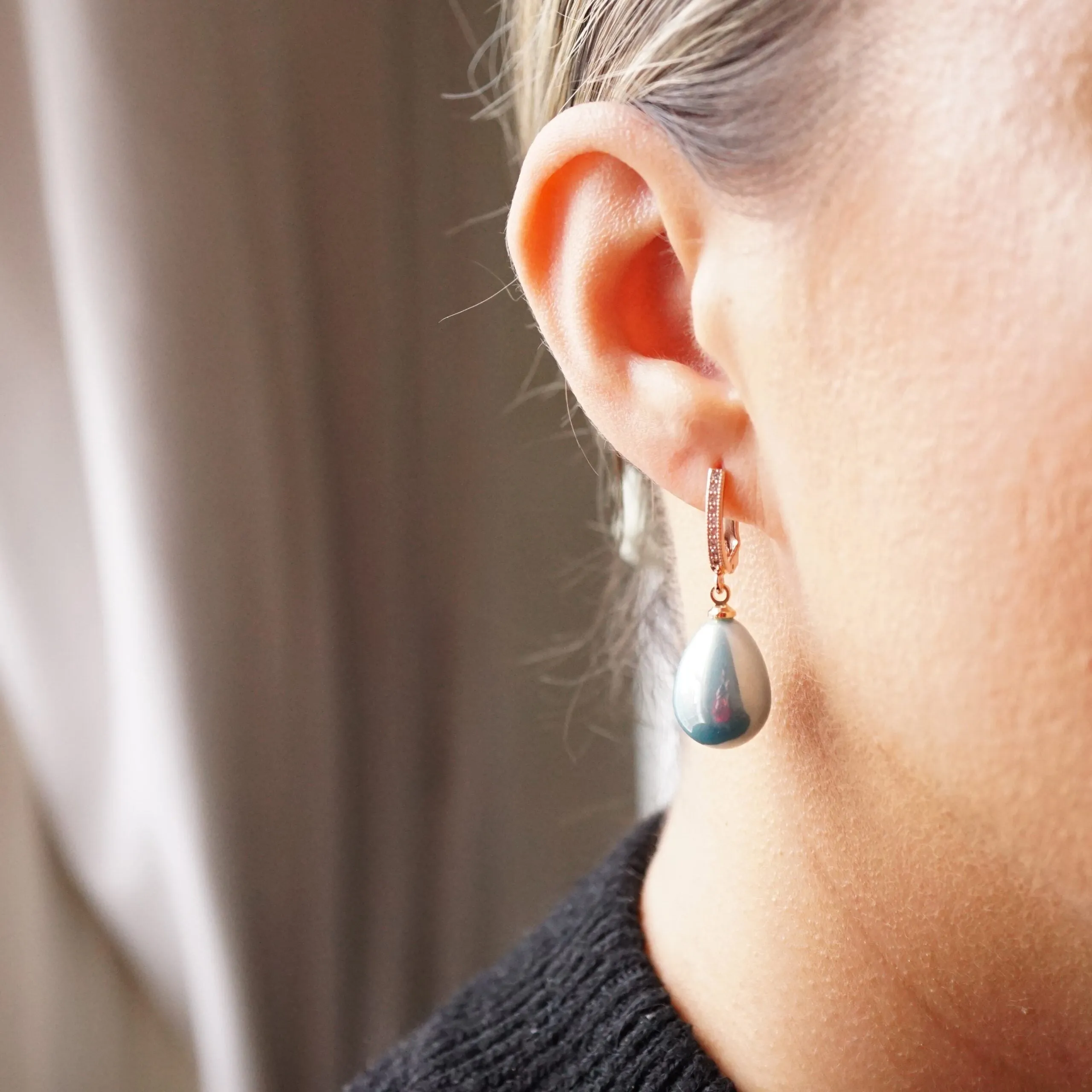 Claire X - Rose Gold Pearl Crystal Drop Earrings
