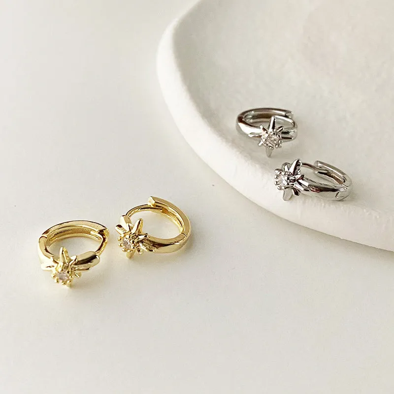 E168 celestial dainty starburst huggie earrings