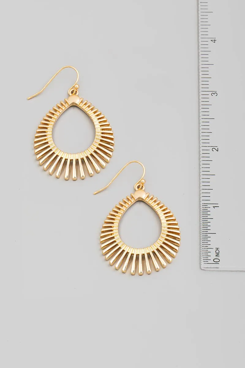Metallic Tear Dangle Earrings| Stuffology Boutique