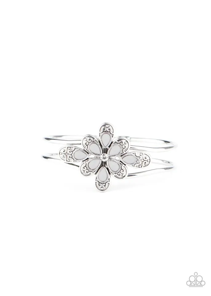 Paparazzi Bracelet ~ Go With The FLORALS - Silver