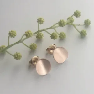 Small Gold Curved Earrings